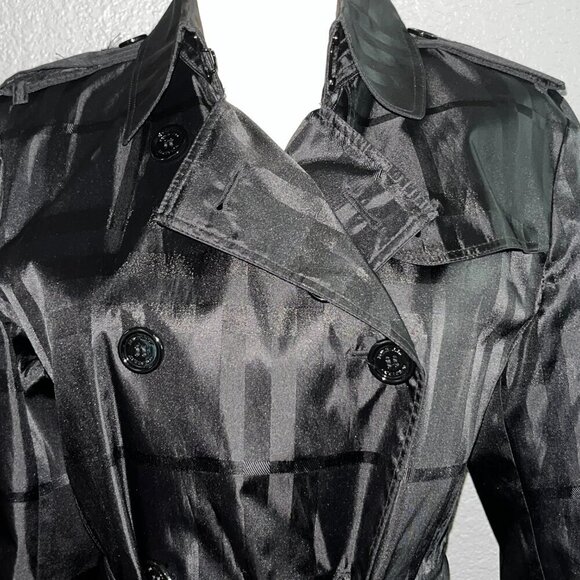 BURBERRY BRIT Classic Black on Black Plaid Trench Coat EUC - Like New size 8P - Picture 2 of 15